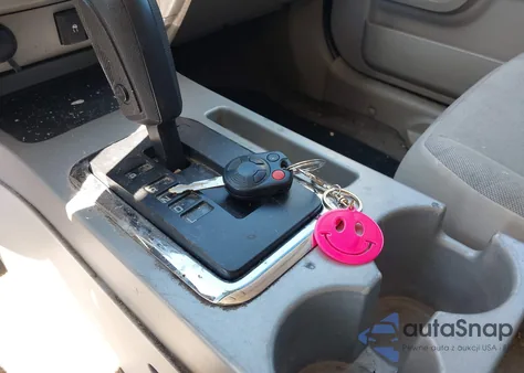 2010 Ford Escape Xlt from USA, damaged, VIN 1FMCU0D78AKD07894